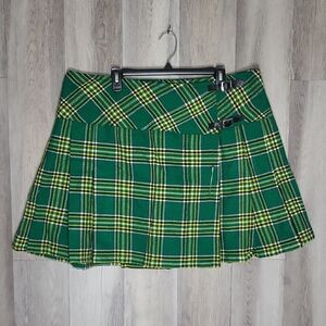 Tartan Kilt Size 40 Acrylic Green Yellow Traditional Style Scottish Inspired